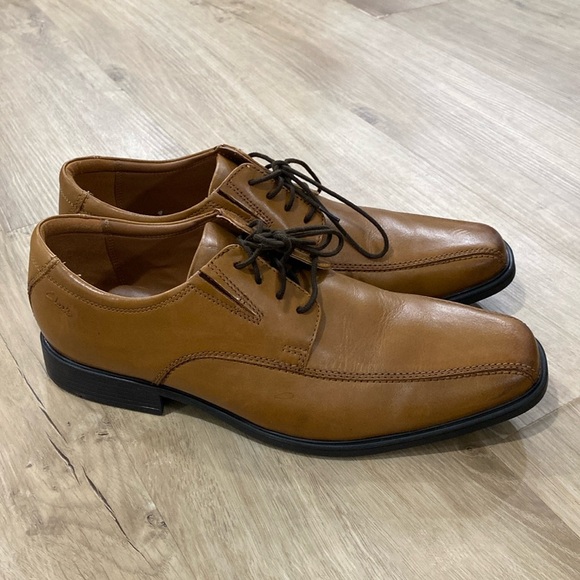 NEW Men’s Clarks Tilden Walk Oxfords - Picture 1 of 3